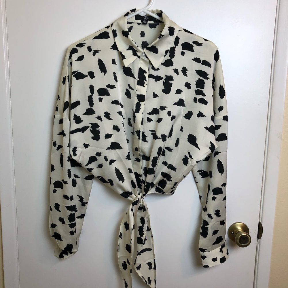 MISSGUIDED Cream cow print button up blouse